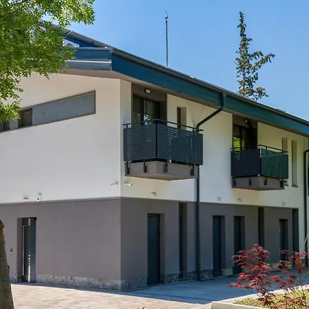 за гости крайморие парк Maison d'hôtes