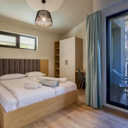 за гости крайморие парк Maison d'hôtes *